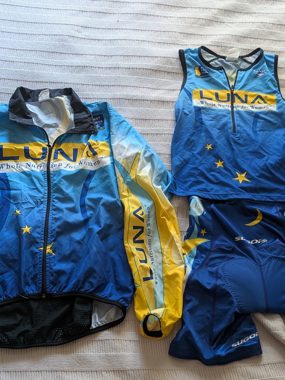 Sugoi Luna Chix women's cycling kit